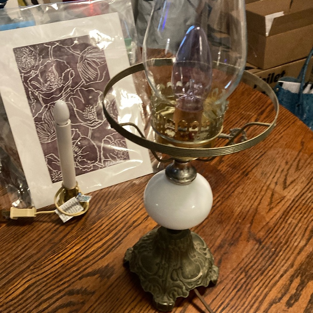 Vintage Milk-glass and Brass Lamp 19” tall Hedco NY Indiana